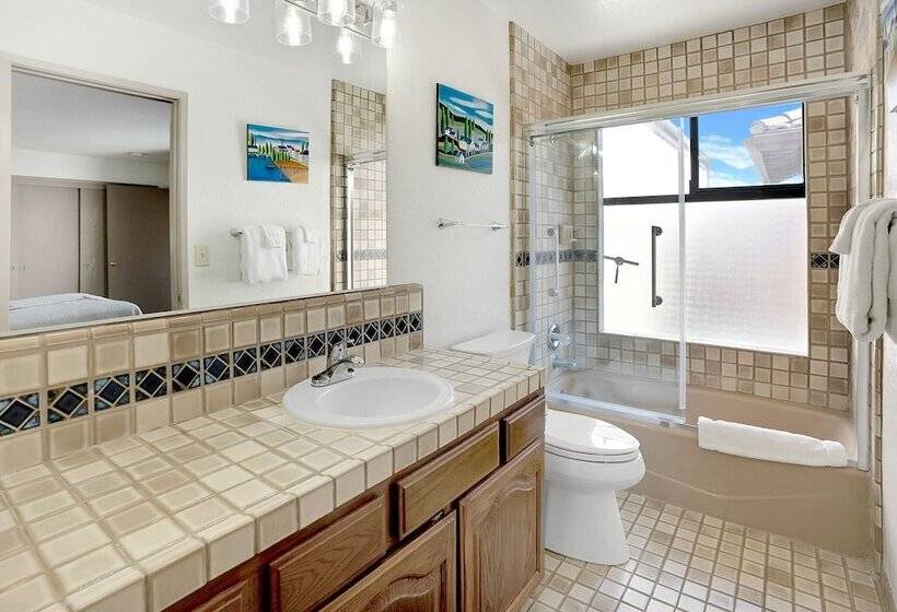 Secluded 3 Bdr Home Steps To Beach