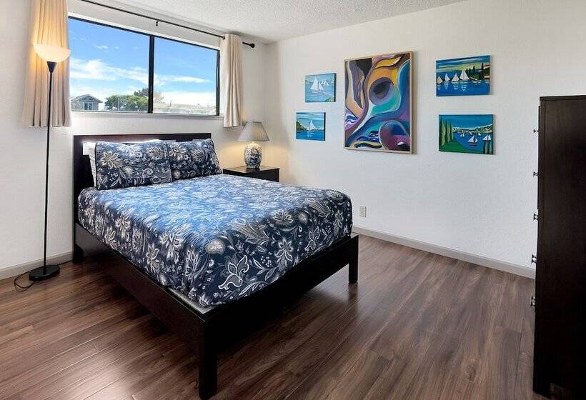 Secluded 3 Bdr Home Steps To Beach