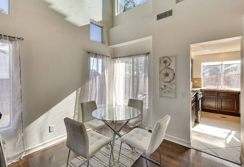 Lake Elsinore Home W/ Pool   44 Mi To Disneyland!