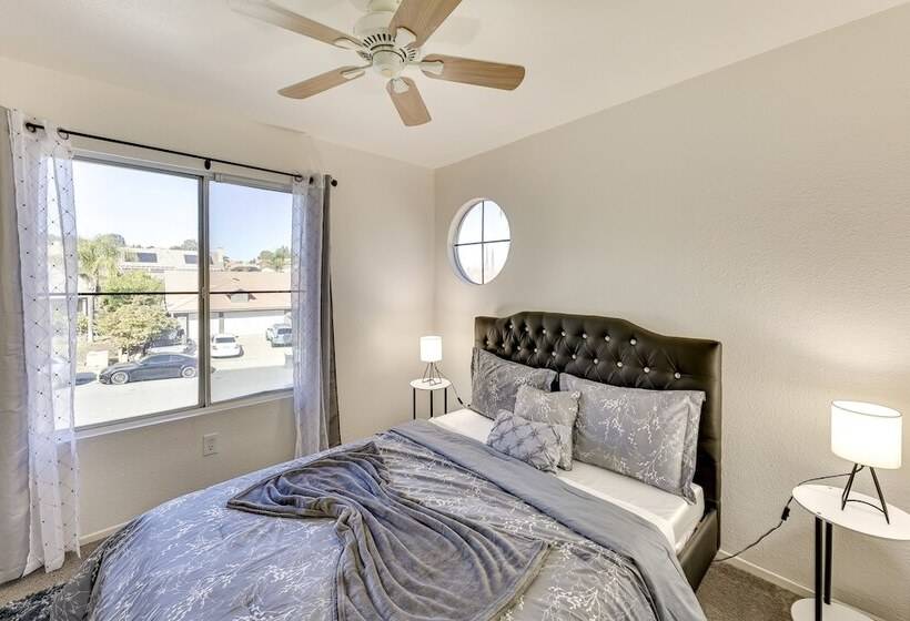 Lake Elsinore Home W/ Pool   44 Mi To Disneyland!