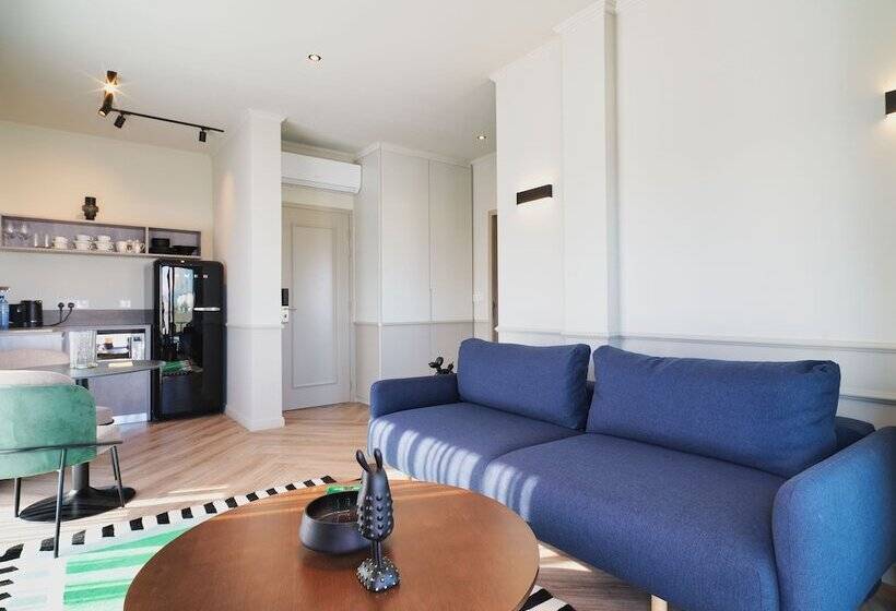 Liv The City Suites