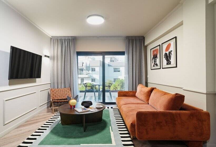 Liv The City Suites