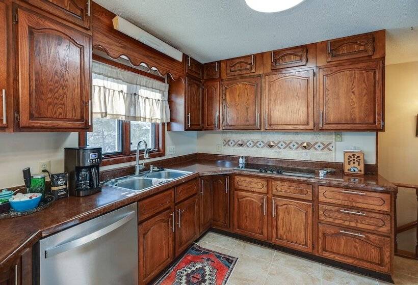 Long Pine Home: 2 Mi To State Recreation Area