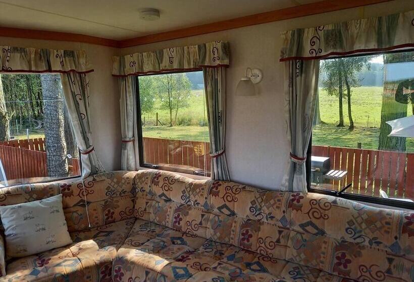 Lovely Semi Rural Caravan & Hot Tub   Sleeps Fam 6