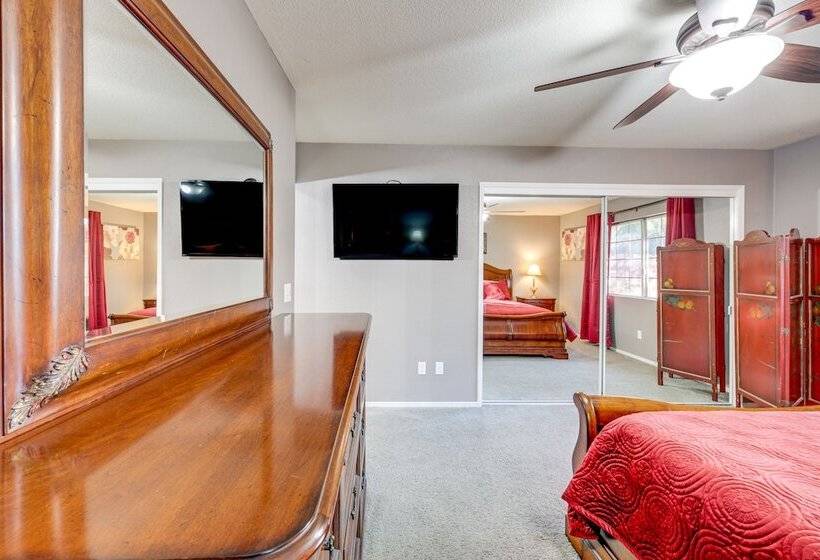 Lovely Templeton Home Near 200 Wineries!