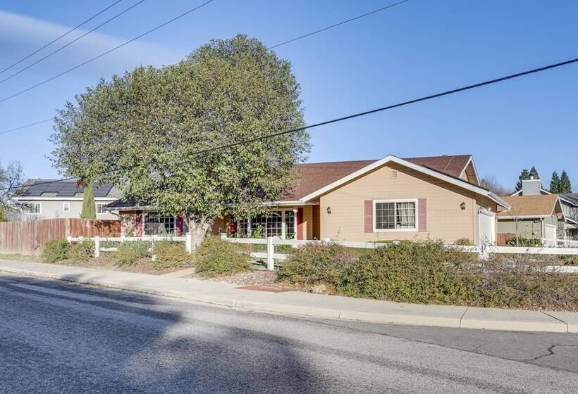 Lovely Templeton Home Near 200 Wineries!