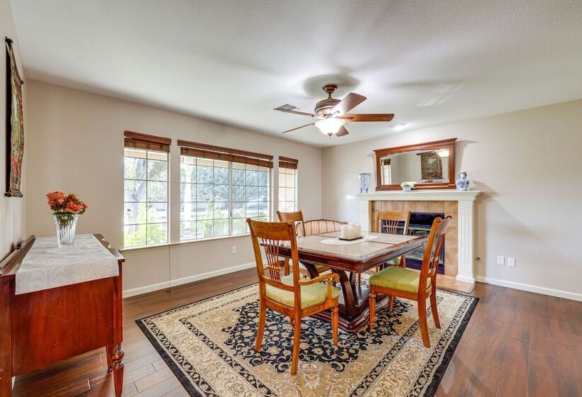 Lovely Templeton Home Near 200 Wineries!