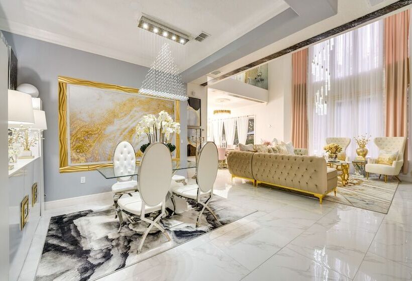 8 Mi To Disney: Home W/ Pool In Kissimmee