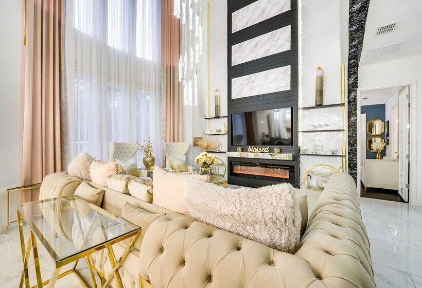 8 Mi To Disney: Home W/ Pool In Kissimmee