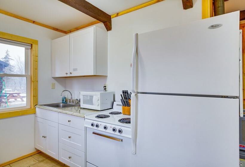 Pet Friendly Cabin Retreat: Wisconsin River Access