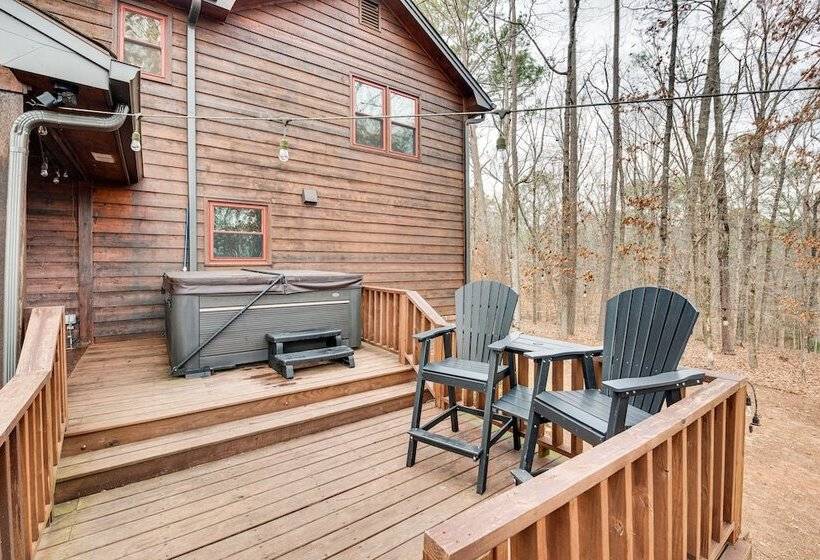 Mcdonough Escape W/ Private Hot Tub & Game Room!