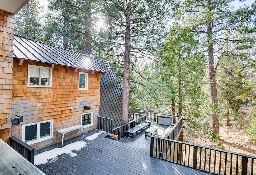 Modern Arrowbear Lake Cabin W/ Tree Lined Views!
