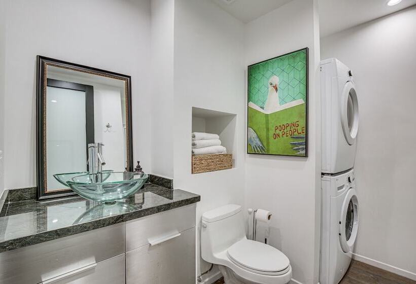 Modern Arrowbear Lake Cabin W/ Tree Lined Views!