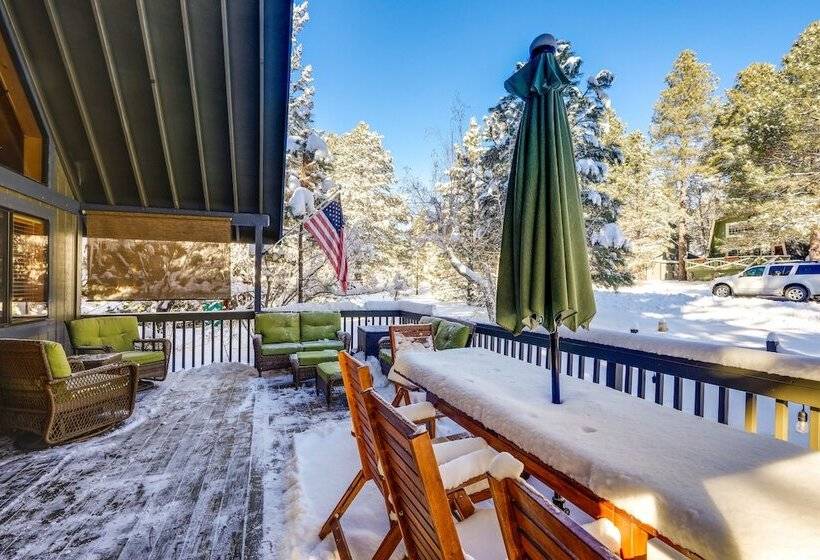 Munds Park Cabin W/ Deck & Fire Pit: Walk To Trail