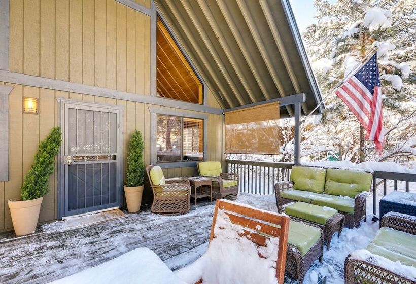 Munds Park Cabin W/ Deck & Fire Pit: Walk To Trail