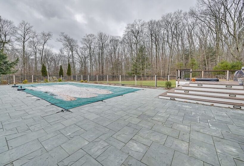 Monterey Home W/ Hot Tub, Pool & Game Room!