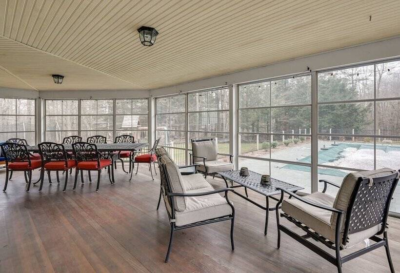 Monterey Home W/ Hot Tub, Pool & Game Room!