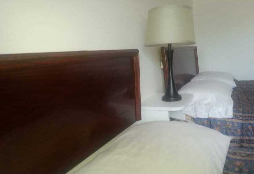 מוטל Country Squire Motor Inn