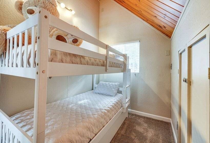 Secluded Cabin Near Calaveras Big Trees State Park