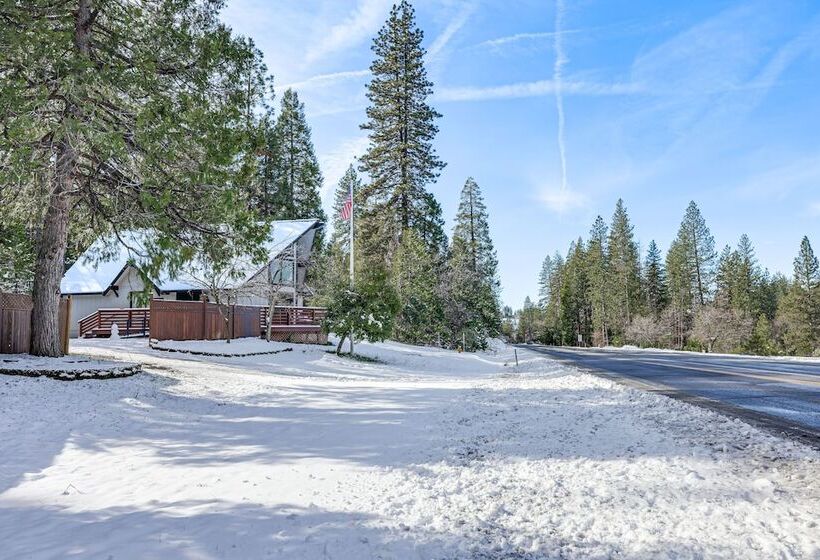Secluded Cabin Near Calaveras Big Trees State Park
