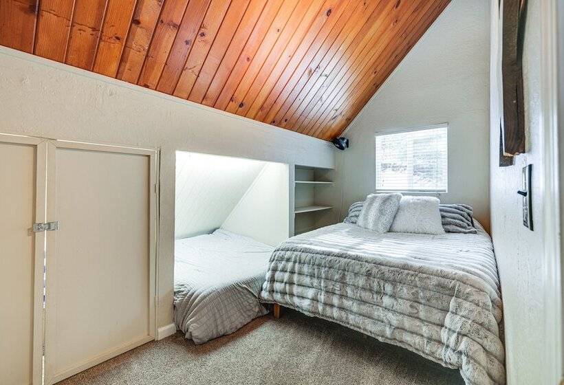 Secluded Cabin Near Calaveras Big Trees State Park