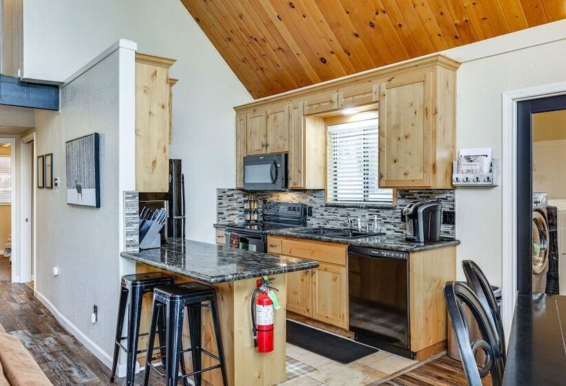 Secluded Cabin Near Calaveras Big Trees State Park