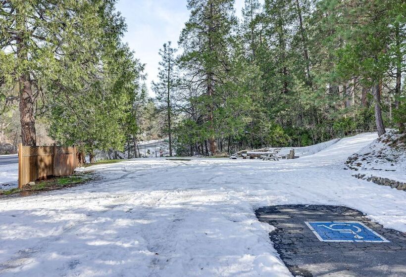 Secluded Cabin Near Calaveras Big Trees State Park