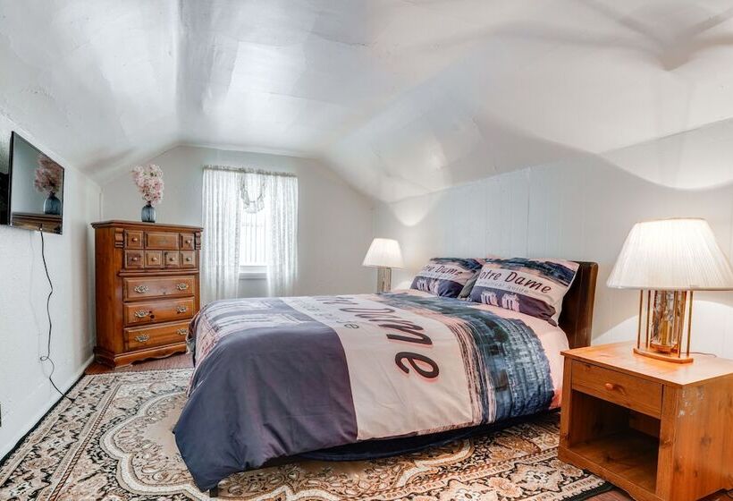 Niles Vacation Rental Near St Joseph River!