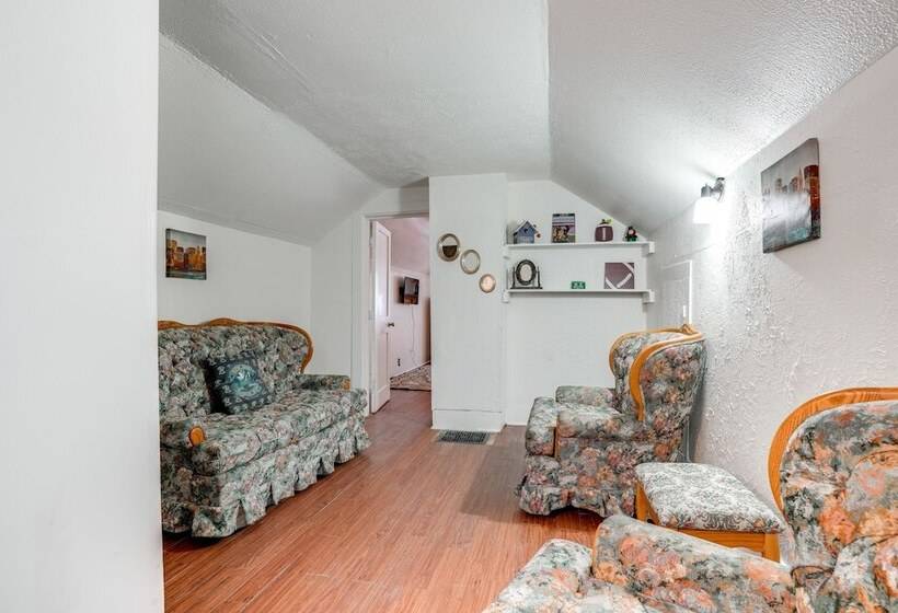 Niles Vacation Rental Near St Joseph River!