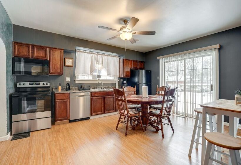 Niles Vacation Rental Near St Joseph River!