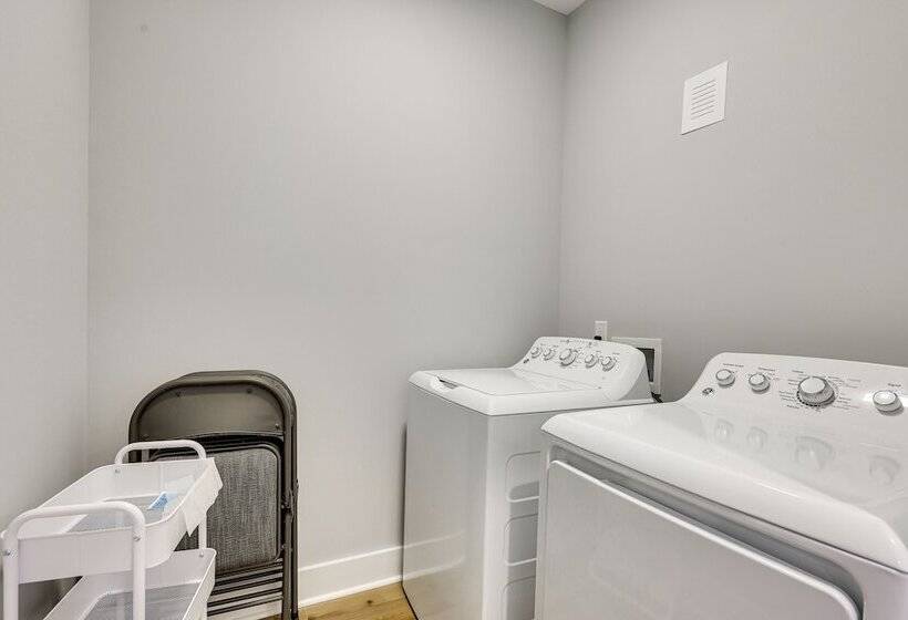 Oak Island Coastal Home W/ Covered Deck!