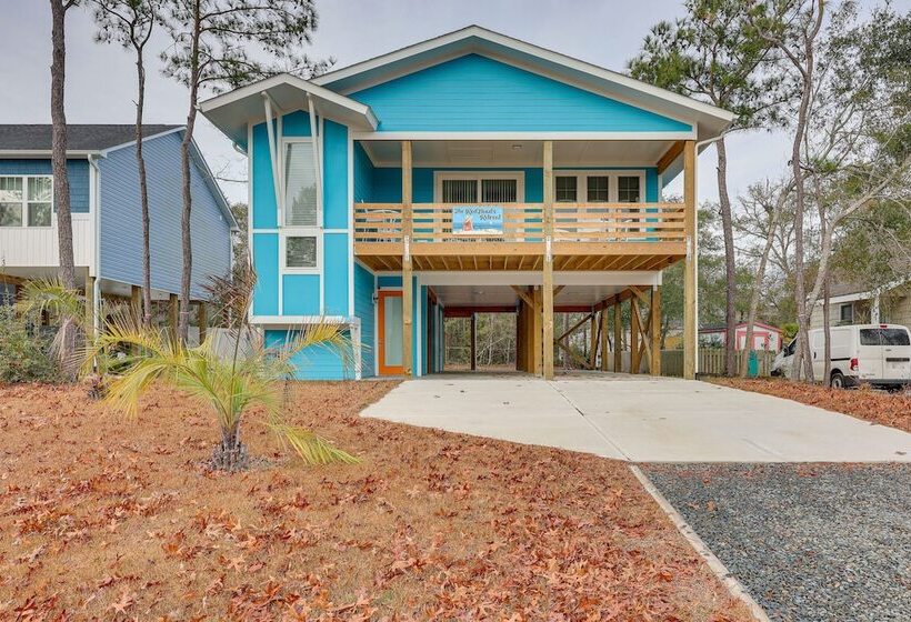 Oak Island Coastal Home W/ Covered Deck!