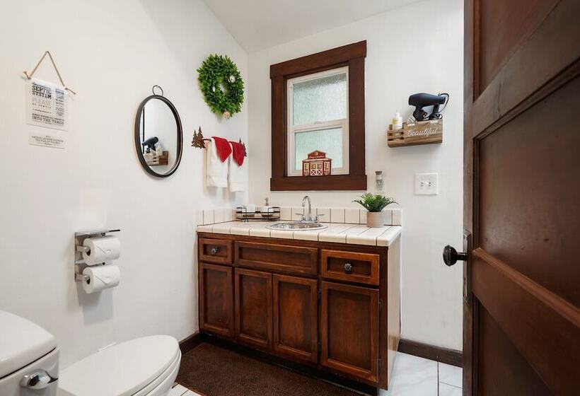 Pacific Coast Redwoods Cabin For Family