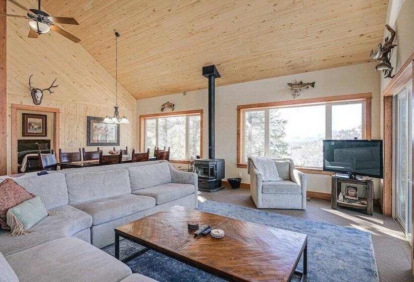 Pagosa Springs Family Retreat W/ Game Room & Views
