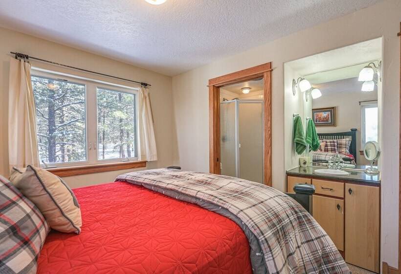 Pagosa Springs Family Retreat W/ Game Room & Views