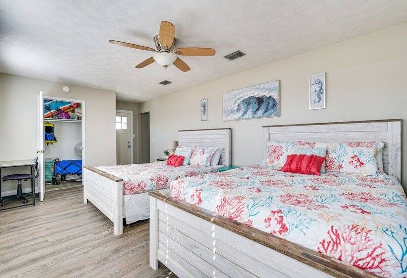 Panama City Beach House W/ Patio, Walk To Ocean