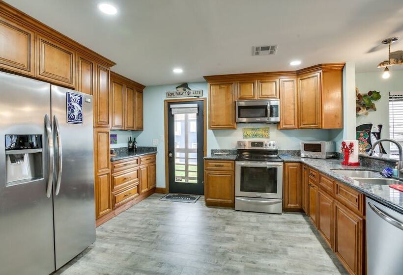 Private Dock, Lanai: Bayou Retreat In Barataria!