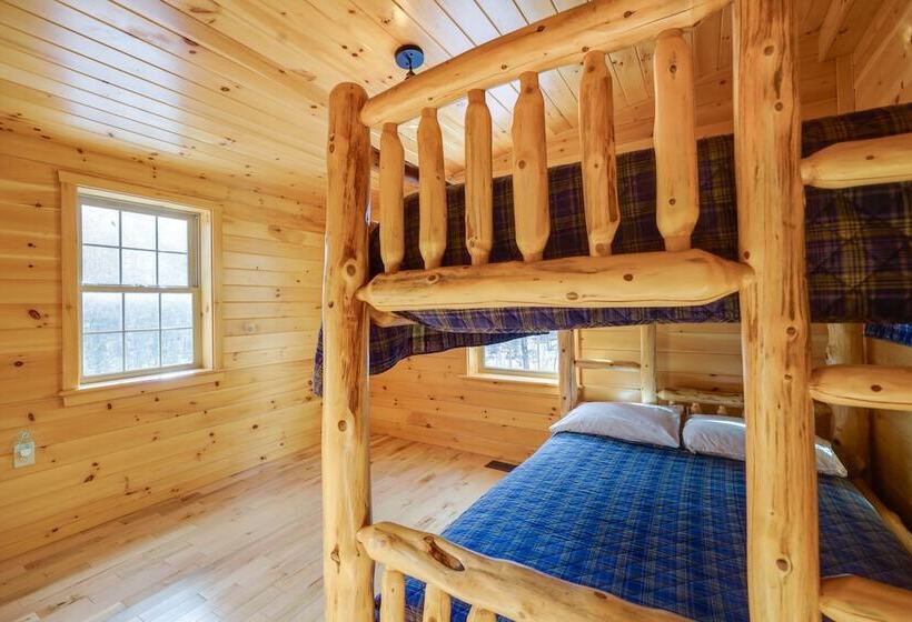 Peaceful Bradford Cabin W/ Pond & Covered Deck!