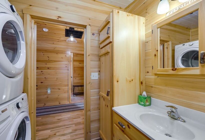 Peaceful Bradford Cabin W/ Pond & Covered Deck!