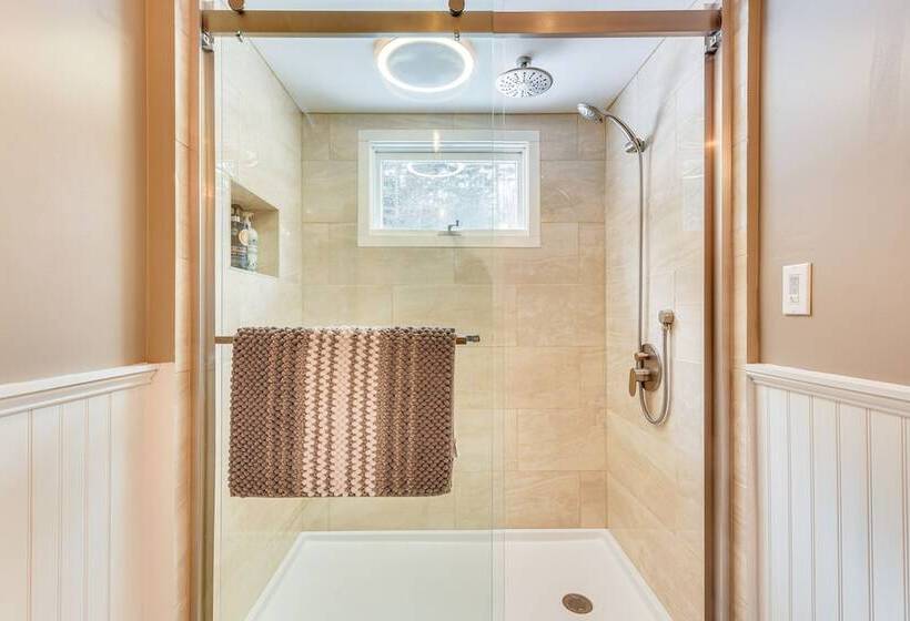 Gore Mountain Retreat: Deck & Game Room