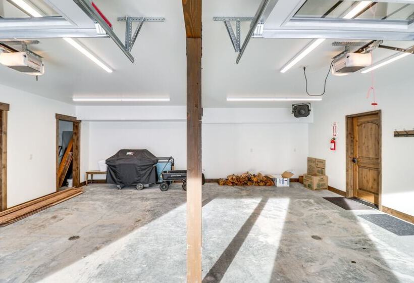 Peaceful Whitefish Home W/ Deck   Pets Welcome!