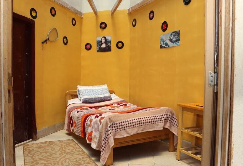 پانسیون Casa De Huespedes La Casa Bonita