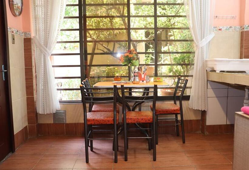 پانسیون Casa De Huespedes La Casa Bonita