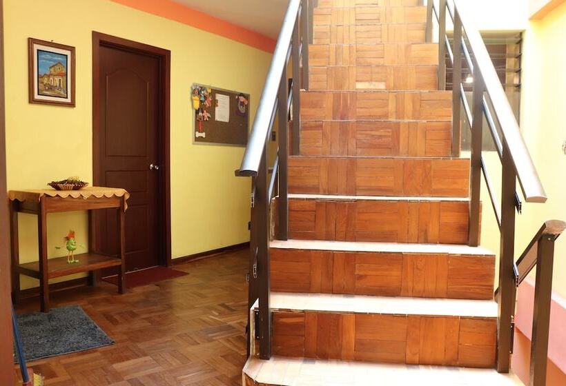 پانسیون Casa De Huespedes La Casa Bonita