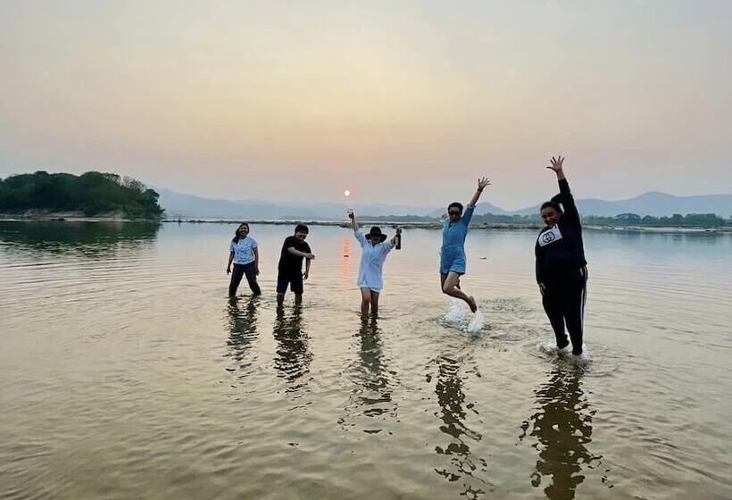 ペンション Grandpa S House Homestay