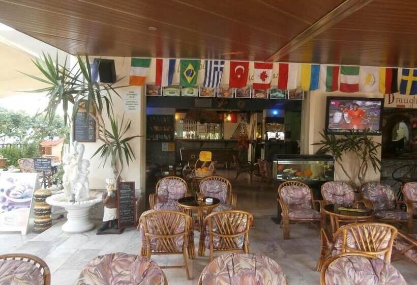 پانسیون Harry's Bar & Apartments