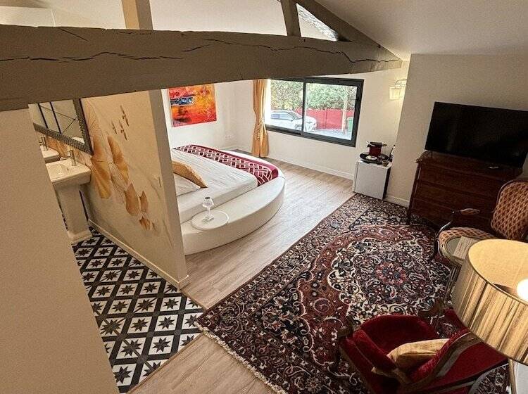 بنسيون Maison Jeroboam