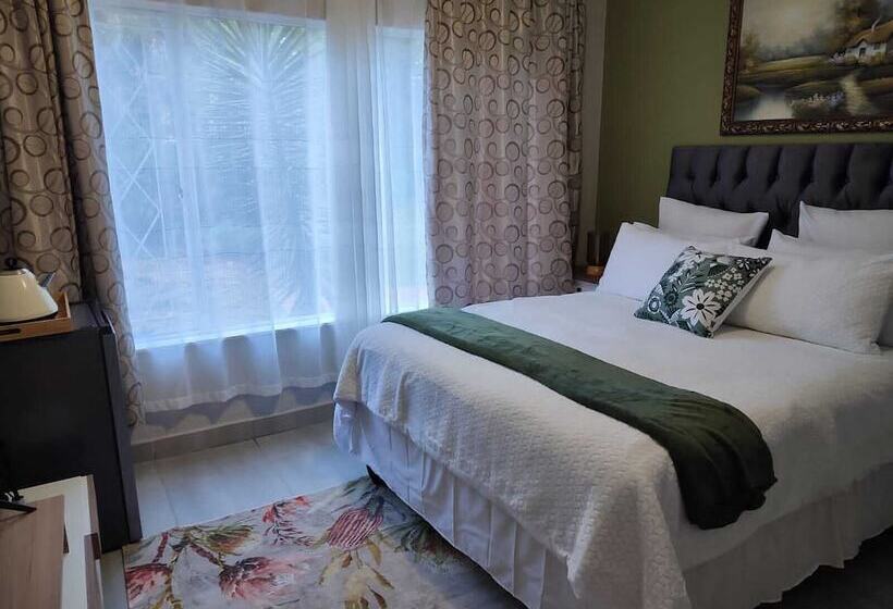 膳宿费 Mistica On St James