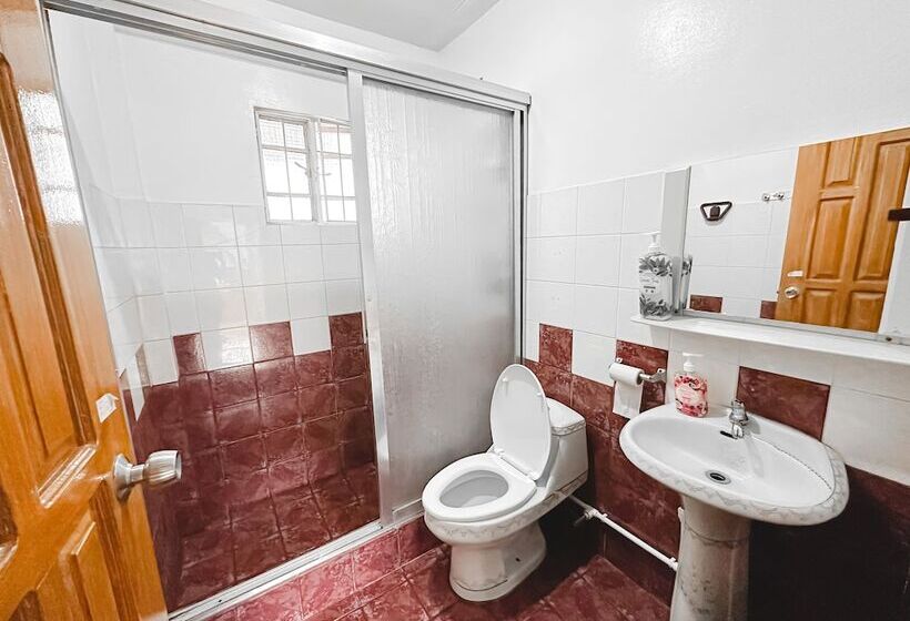 פנסיון Nucasa Transient House In Baguio