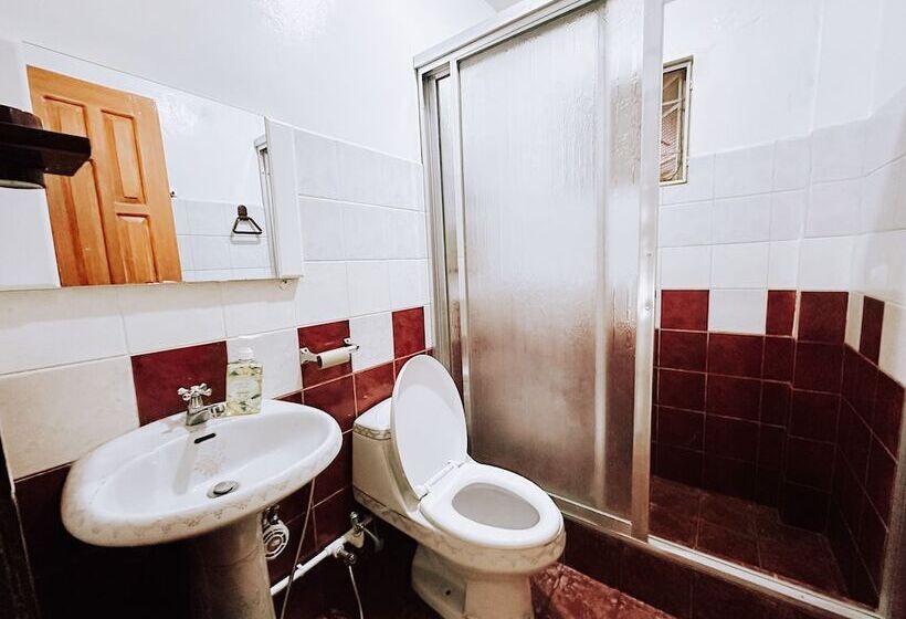 بنسيون Nucasa Transient House In Baguio